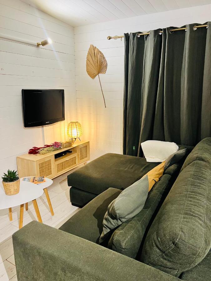 Cabane Le Flamant Avec Jardin, Piscine Et Parking แซ็งต์-มารี-เดอ-ลา-แมร์ ภายนอก รูปภาพ