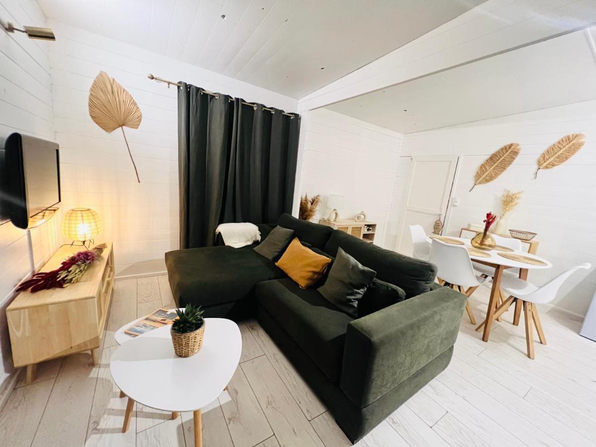 Cabane Le Flamant Avec Jardin, Piscine Et Parking แซ็งต์-มารี-เดอ-ลา-แมร์ ภายนอก รูปภาพ